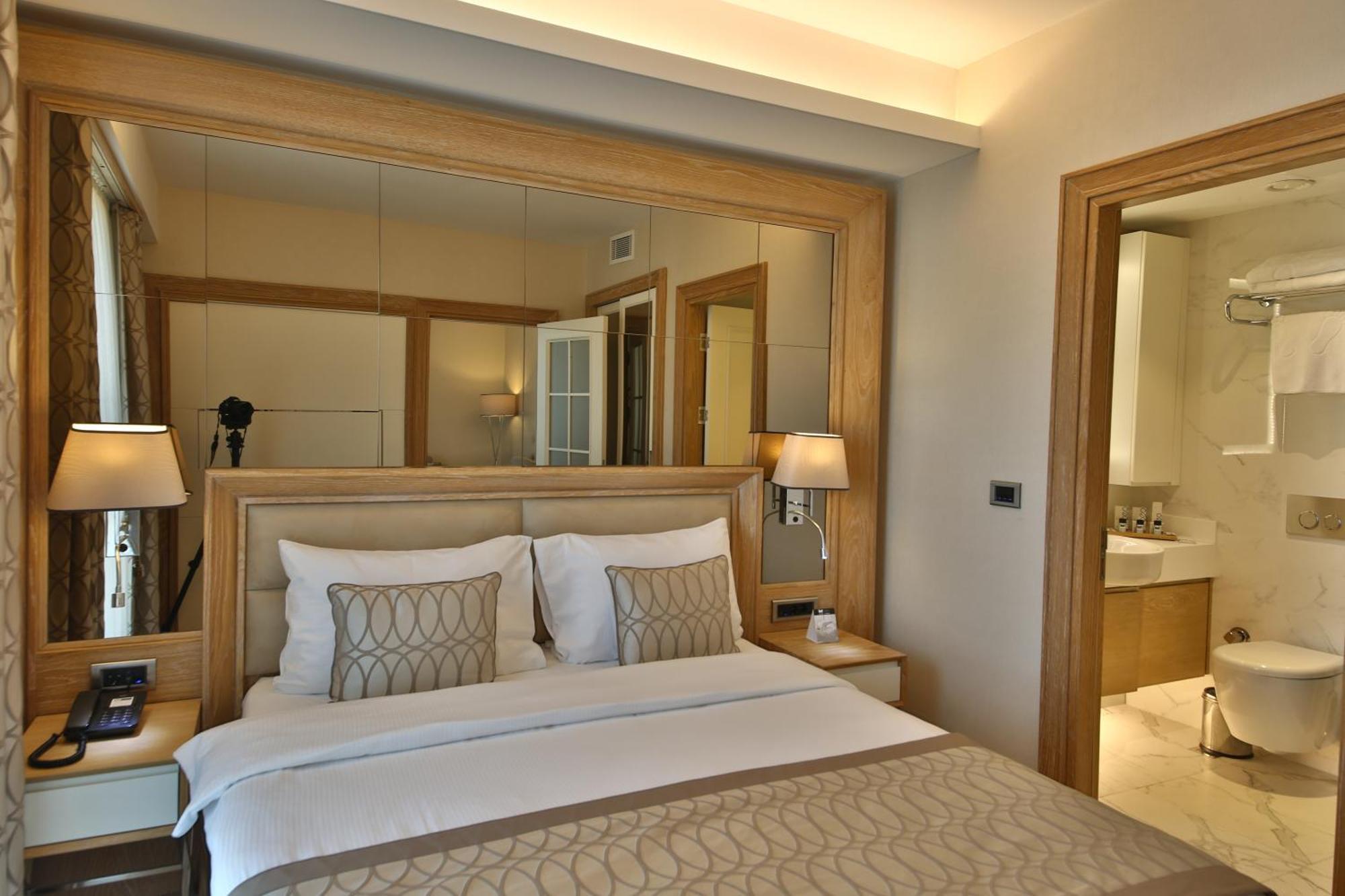 Bof Hotels Ceo Suites Atasehir Istanbul Exterior foto