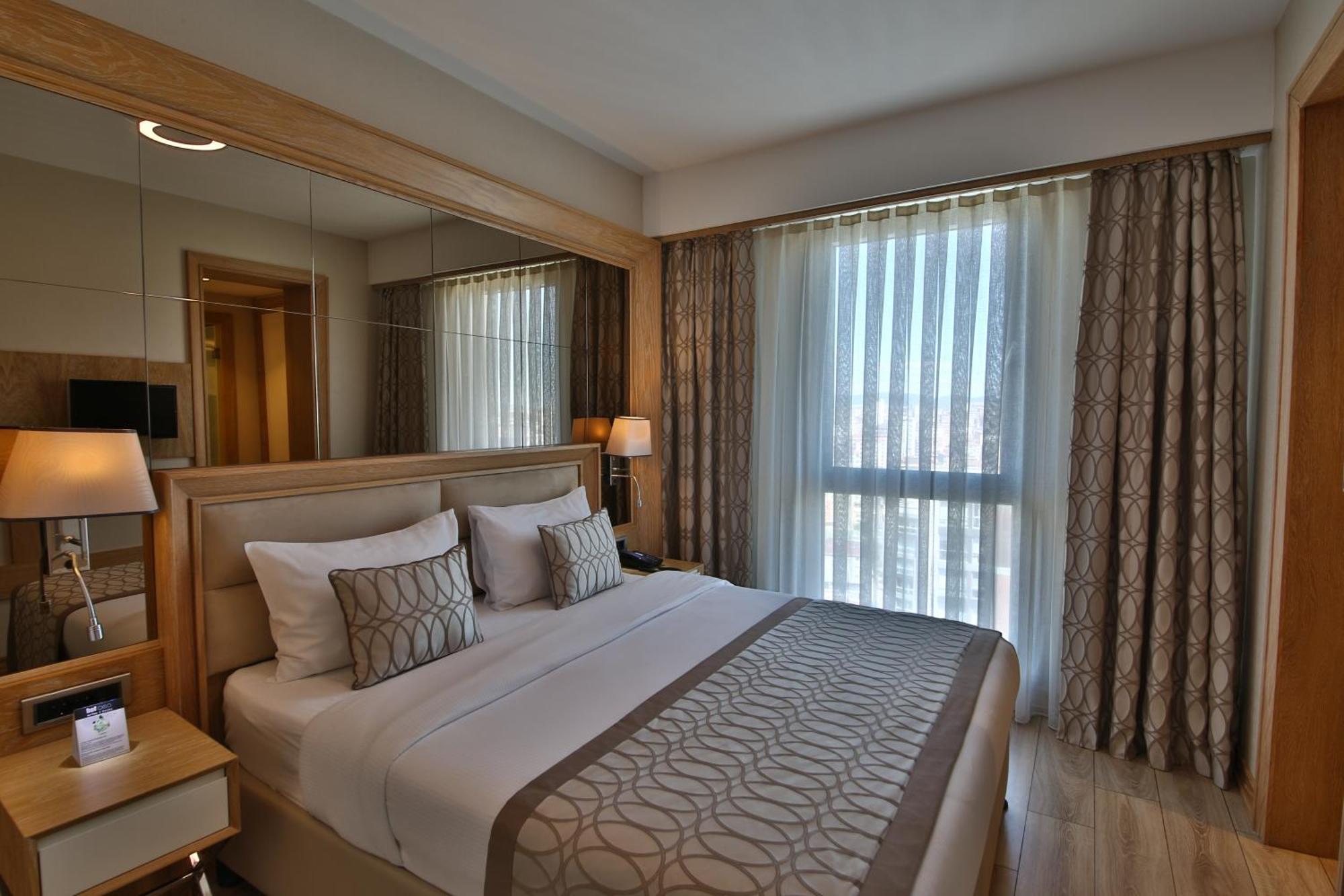 Bof Hotels Ceo Suites Atasehir Istanbul Exterior foto