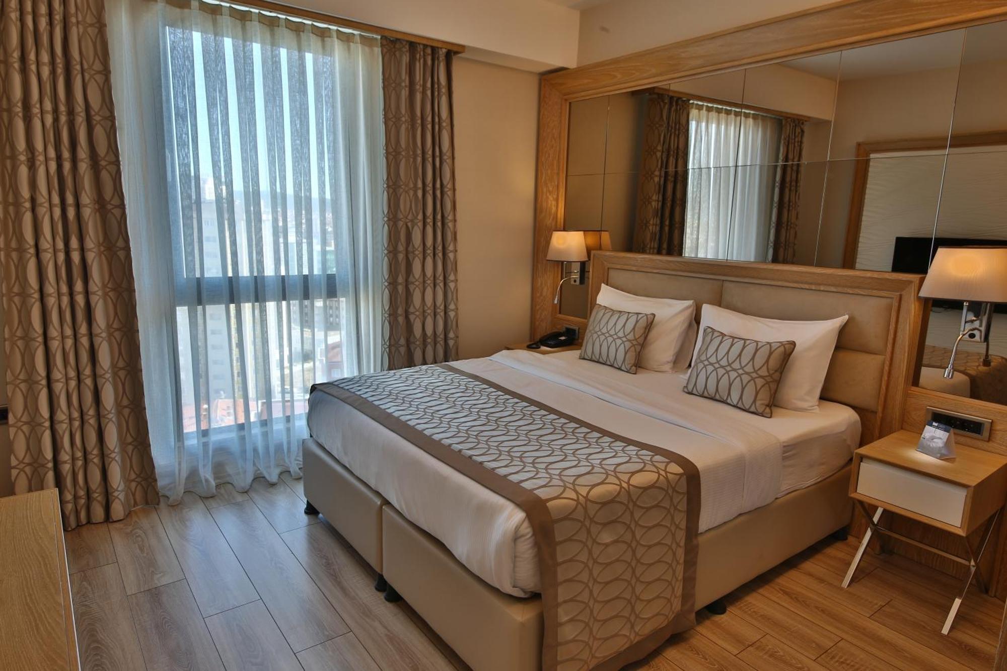 Bof Hotels Ceo Suites Atasehir Istanbul Exterior foto